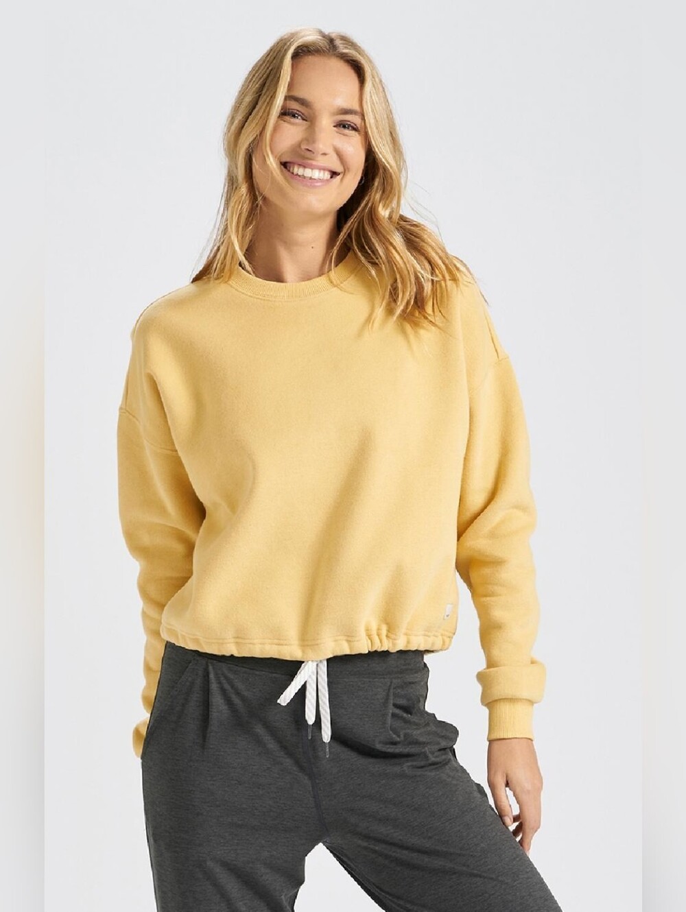 Vuori Restore Crew Neck Sweatshirt Size L Yellow Pullover